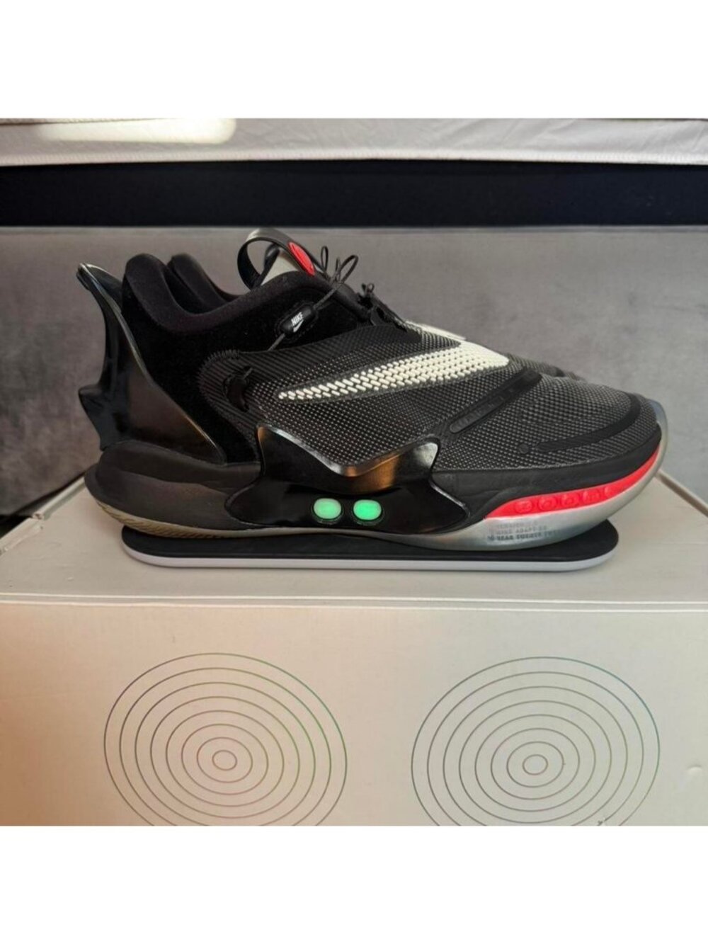 Nike Adapt BB 2.0 Basketball Shoes Mens Size 10.5 Black Red Self-Lacing